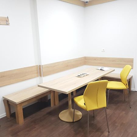Hostel Railway Ljubljana Ngoại thất bức ảnh
