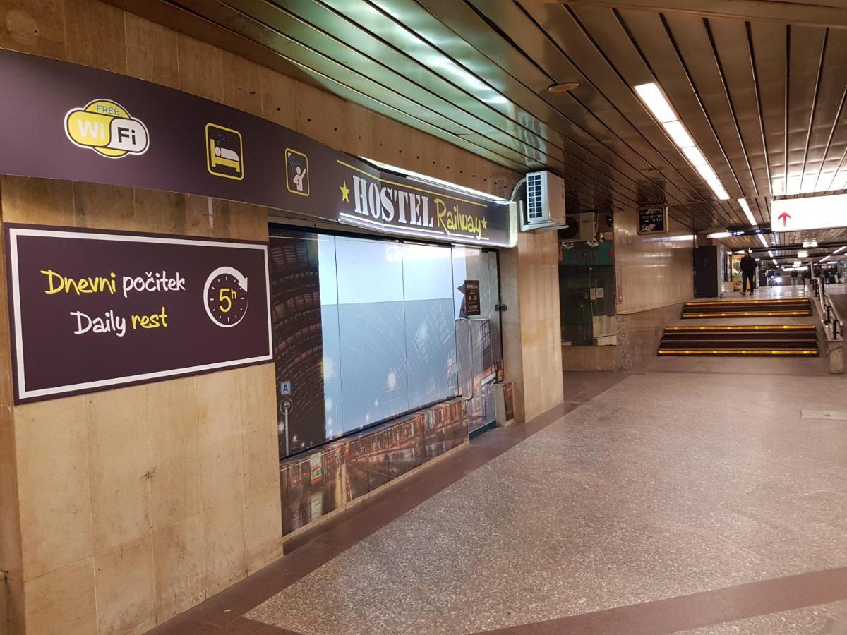 Hostel Railway Ljubljana Ngoại thất bức ảnh