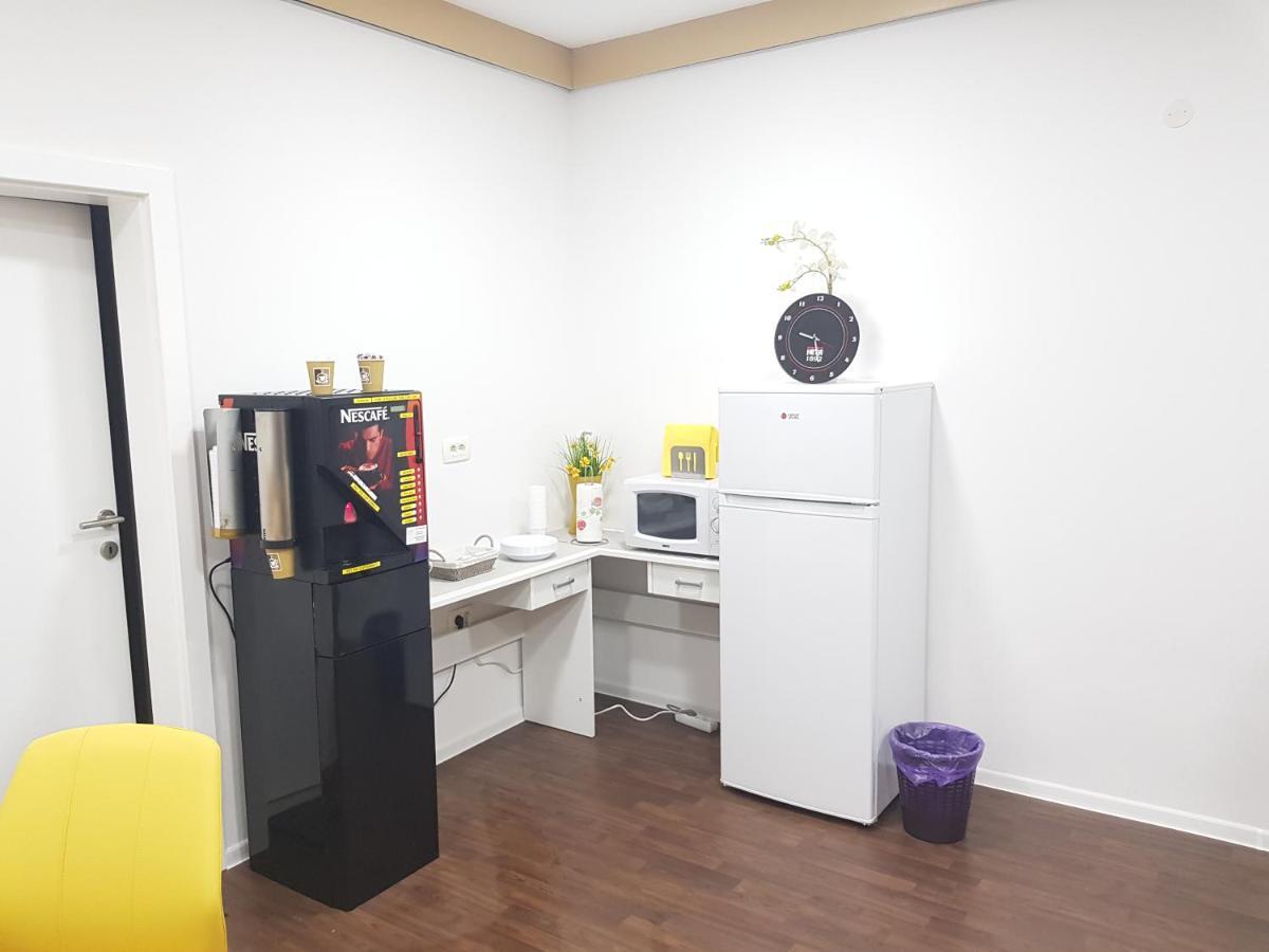 Hostel Railway Ljubljana Ngoại thất bức ảnh